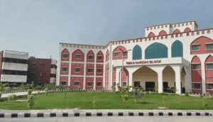 Jawaharlal Nehru Medical College / JNMC, Aligarh Muslim University, Aligarh, Uttar Pradesh 2 College of Nursing, JNMC