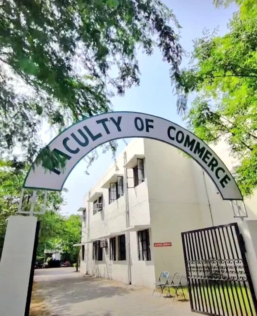 AMU BCom and AMU BBA Faculty of comerce aligarh muslim university