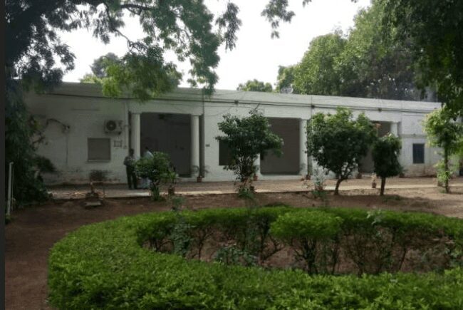 Centre for Distance and Online Education AMU (CDOE) 1 Centre for Distance and Online Education aligarh muslim university